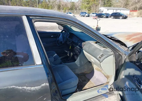 1996 Honda Accord Lx/Ex z USA, uszkodzony, nr VIN 1HGCD5536TA129359